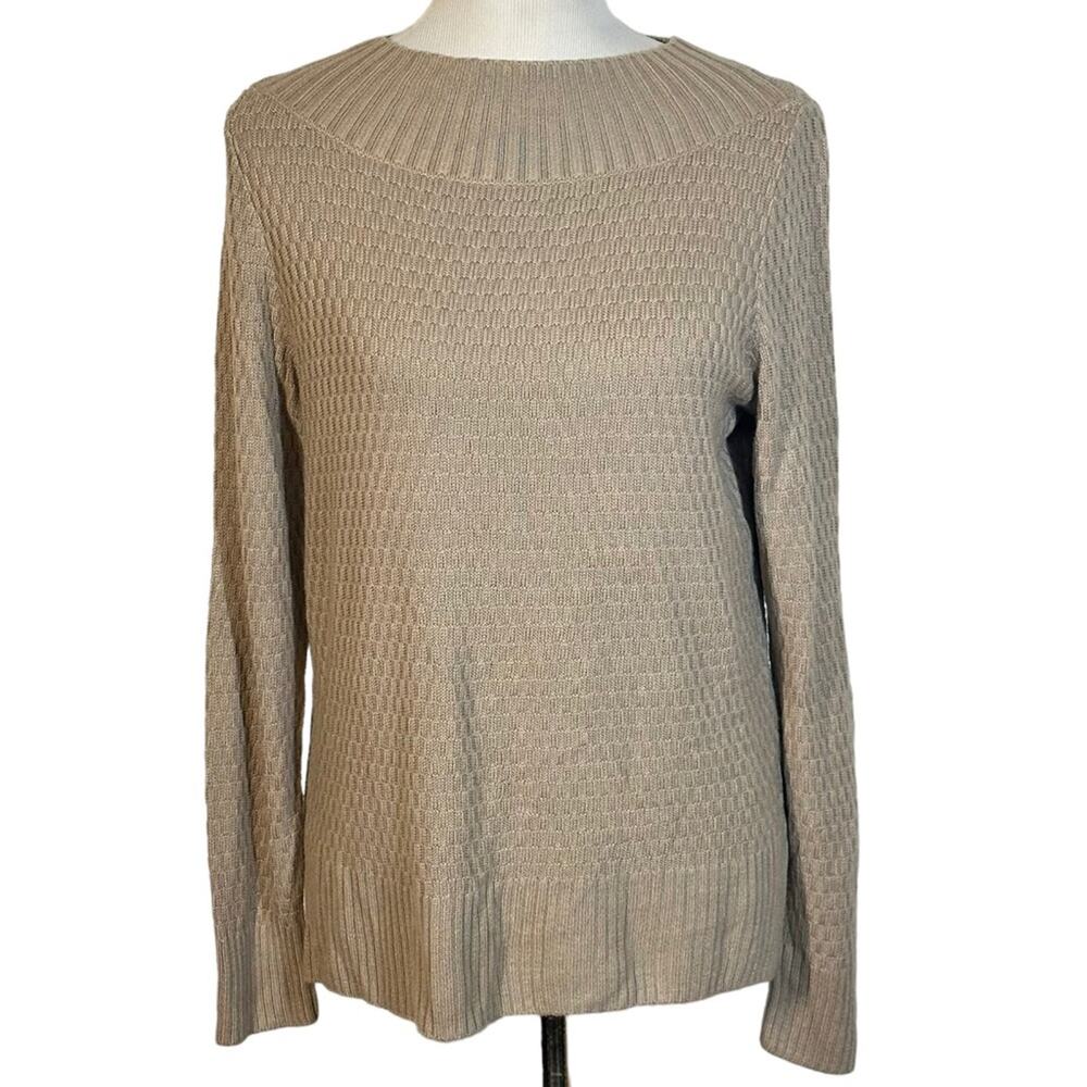 Super soft sweater by Elizabeth and Clarke Sz 4